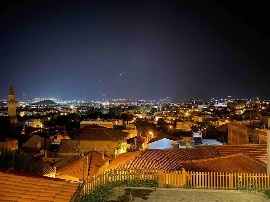 Vila Tarihi Ahsap Konak Tire