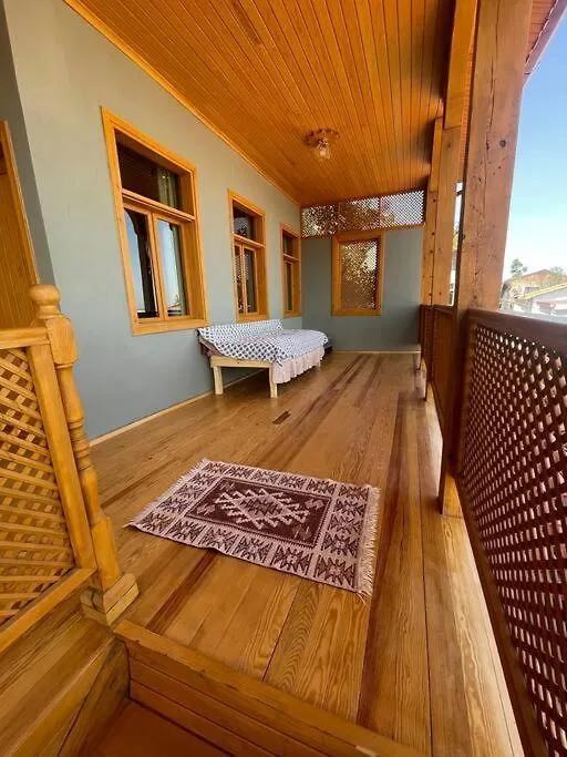 Tarihi Ahsap Konak Tire Vila