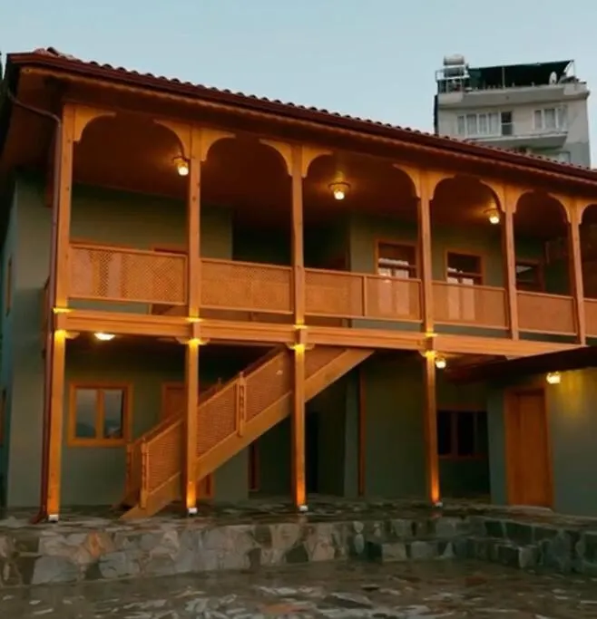 Tarihi Ahsap Konak Tire